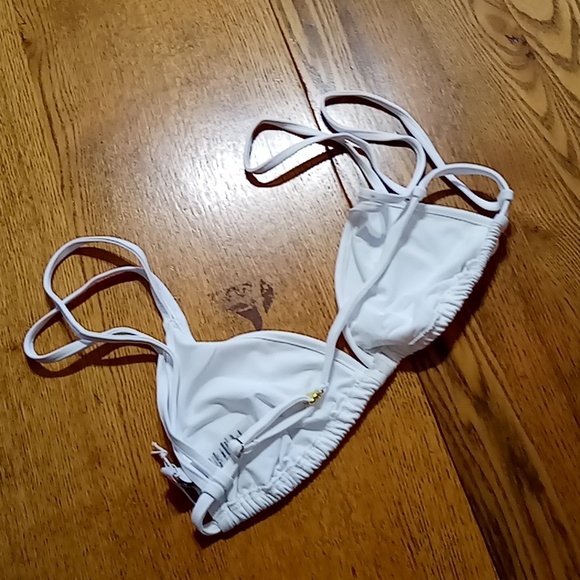 Andie Bikini Womens Top LARGE Triangle WHITE NEW The Cannes To Resort Beach… - Picture 4 of 7